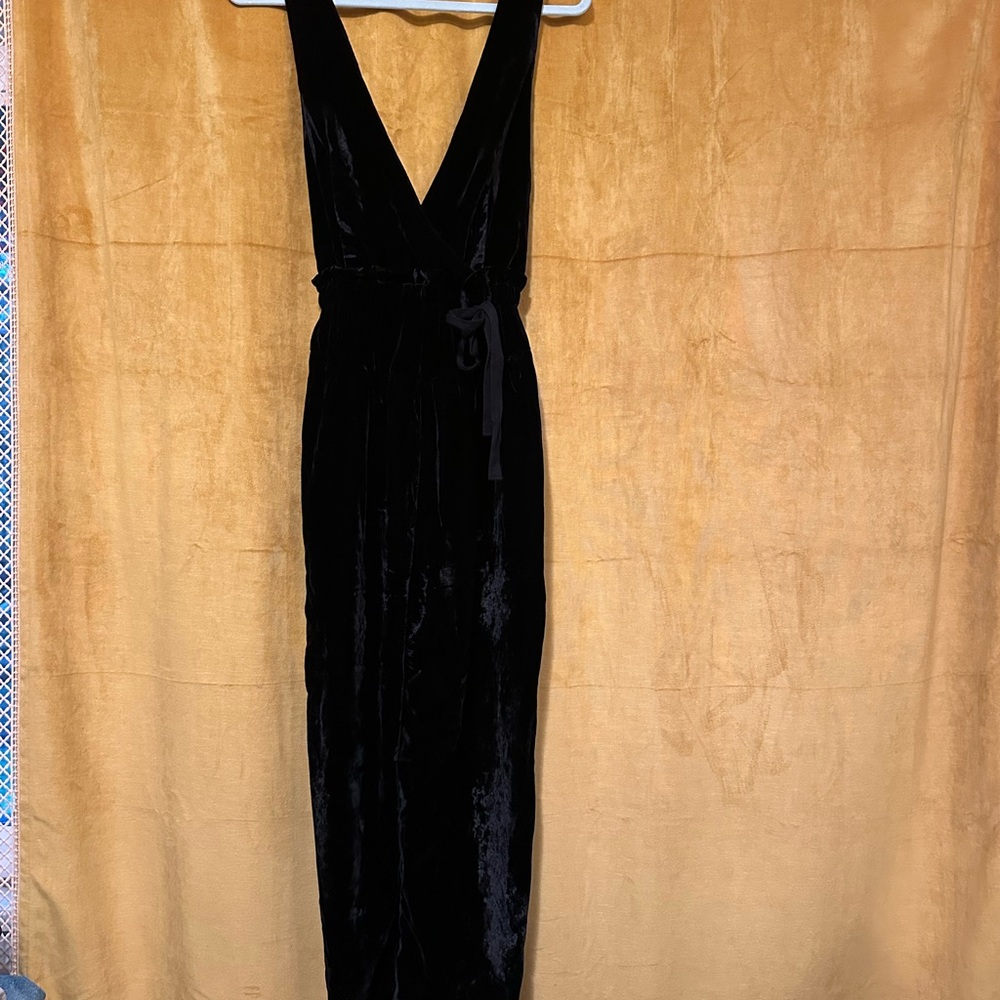 Elegant Black Velvet Jumpsuit